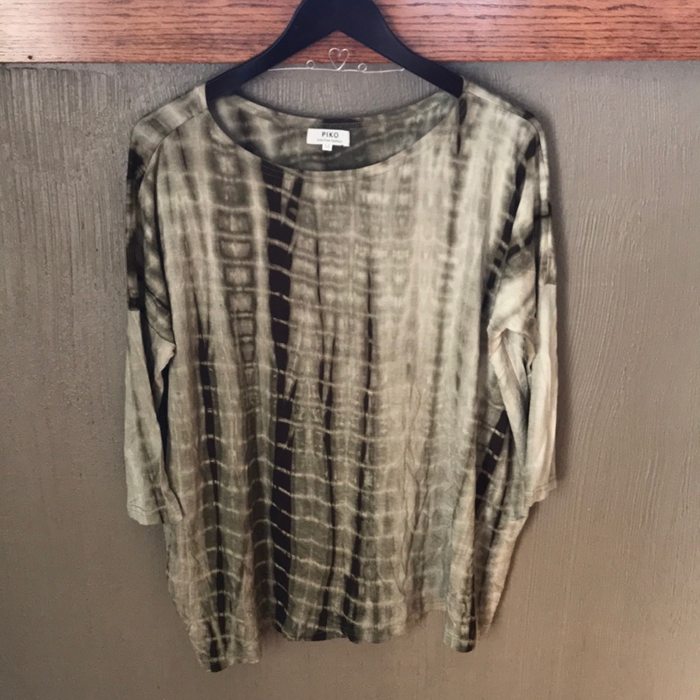 Tie-dye Detailed Green Top
